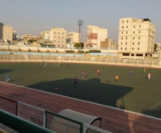 چهار ورزشگاه در خط تعلیق قرار گرفتند